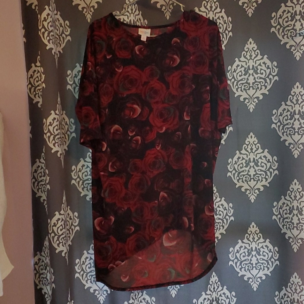 Small Lularoe Irma with Roses